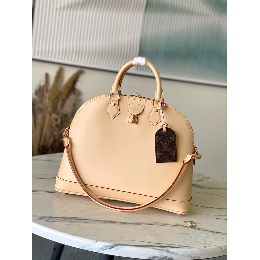 Louis Vuitton Alma BB reference, side view